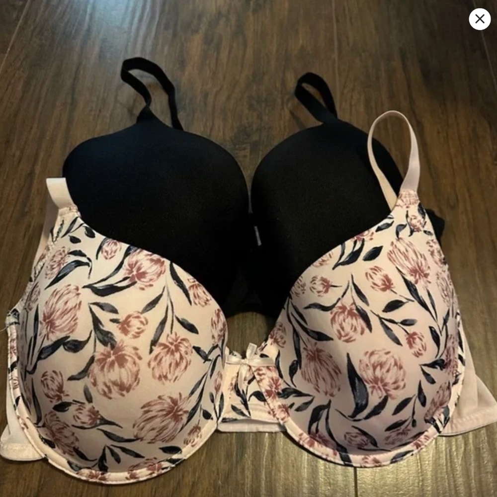 Secret Treasures & Adrienne Vittadini Bundle of 2 Bras Size 42D